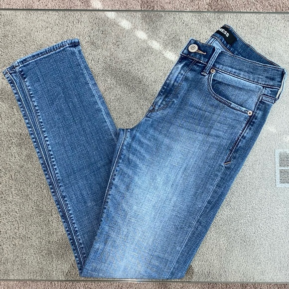Express Stretch + Performance Mid Rise Jeans - Picture 3 of 3